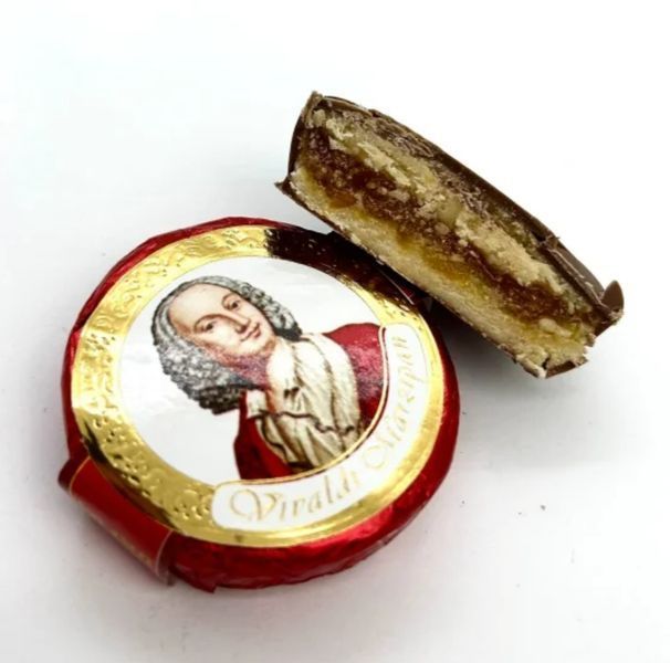 Цукерки La Ran Vivaldi Marzipan Coin марципан з курагою в молочному шоколаді 1 шт 3057 фото