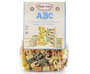 Макароны в форме букв Dalla Costa ABC с томатом и шпинатом 250 грамм 029321 фото