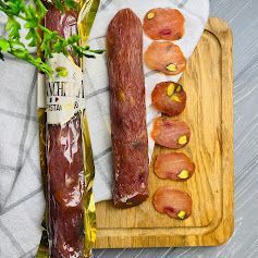 Колбаса сыровяленая Romanchella куриная с фисташкой 01724 фото