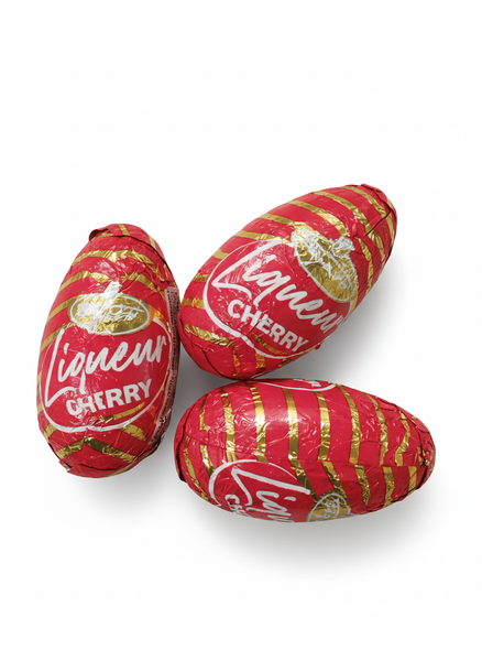 Конфетка-яйцо Figaro Liqueur Cherry с вишневым ликером из темного шоколада 27,5 грамм 29657 фото